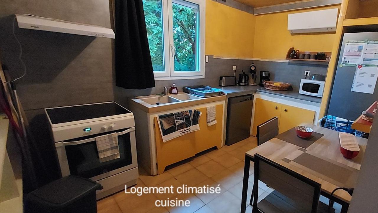 Le Barcares Logement Climatise Pour 6 Personnes, Draps Et Serviettes Non Fournis Air-Conditioned Accommodation For 6 People, Sheets And Towels Not Provided Alojamiento Con Aire Acondicionado Para 6 Personas, Sabanas Y Toallas No Incluidas Kültér fotó