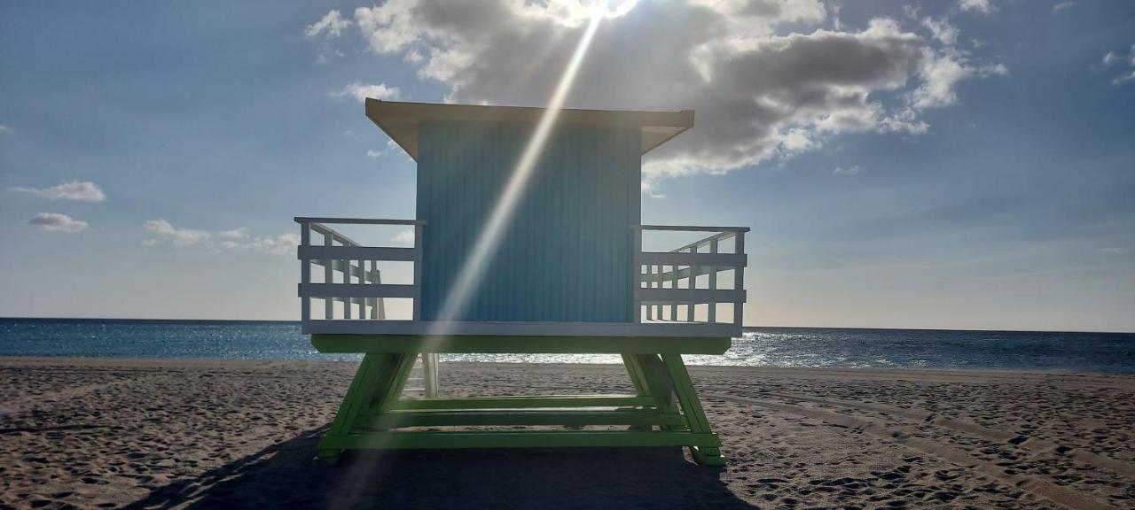 Le Barcares Logement Climatise Pour 6 Personnes, Draps Et Serviettes Non Fournis Air-Conditioned Accommodation For 6 People, Sheets And Towels Not Provided Alojamiento Con Aire Acondicionado Para 6 Personas, Sabanas Y Toallas No Incluidas Kültér fotó