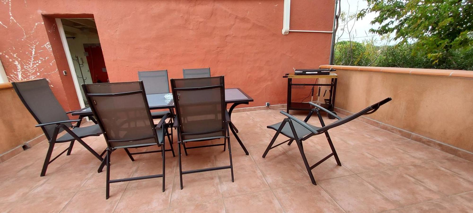 Le Barcares Logement Climatise Pour 6 Personnes, Draps Et Serviettes Non Fournis Air-Conditioned Accommodation For 6 People, Sheets And Towels Not Provided Alojamiento Con Aire Acondicionado Para 6 Personas, Sabanas Y Toallas No Incluidas Kültér fotó