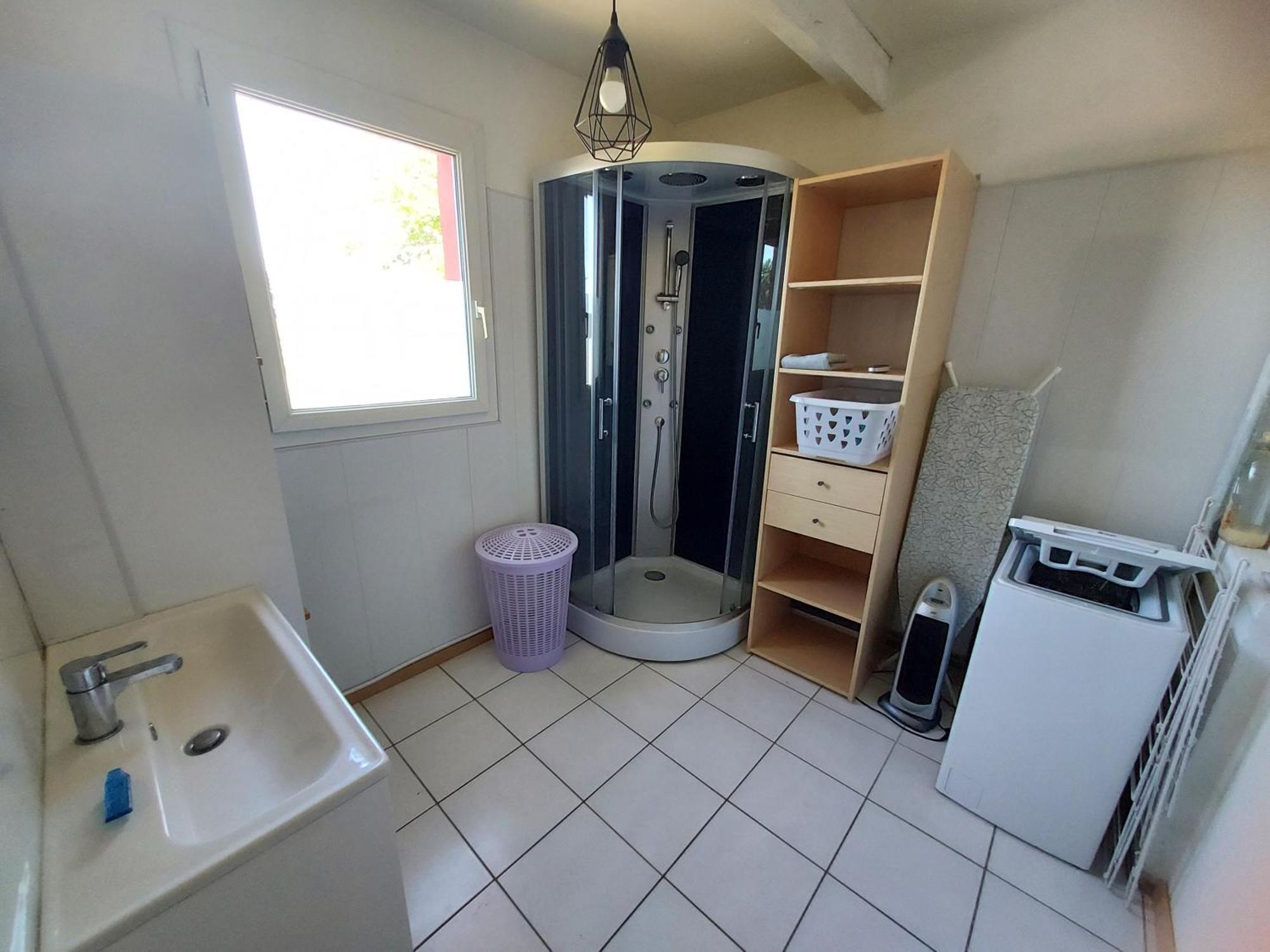 Le Barcares Logement Climatise Pour 6 Personnes, Draps Et Serviettes Non Fournis Air-Conditioned Accommodation For 6 People, Sheets And Towels Not Provided Alojamiento Con Aire Acondicionado Para 6 Personas, Sabanas Y Toallas No Incluidas Kültér fotó